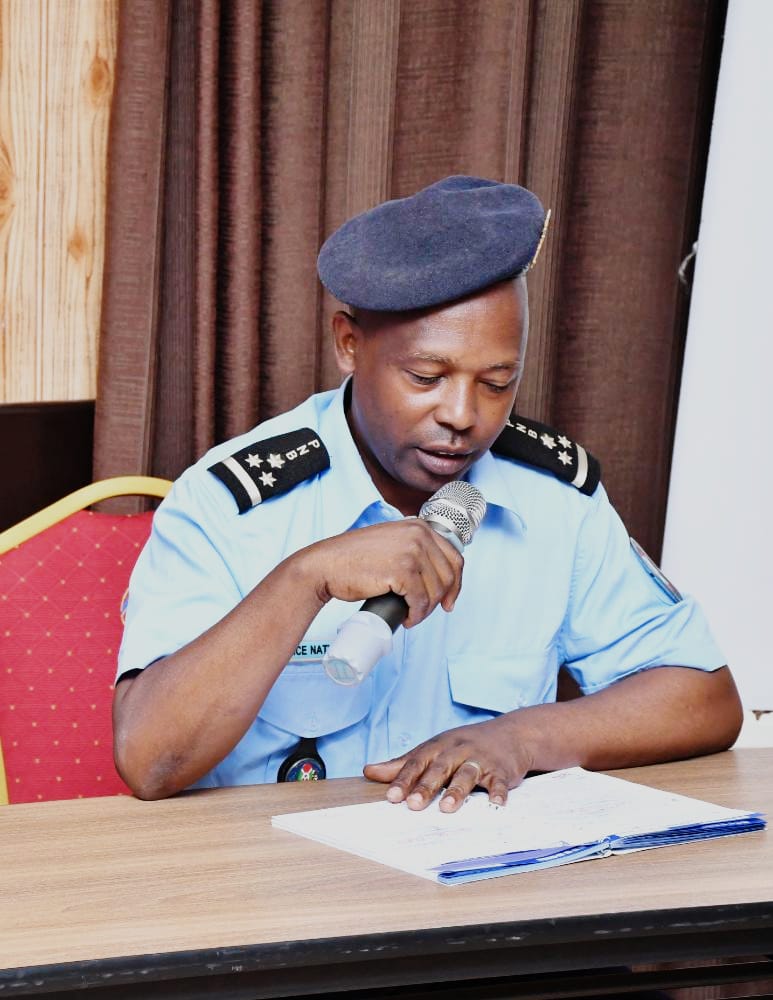 Photo Commissaire Général Adjoint de la police judiciaire, Colonel de Police Aimable Mutagatifu
